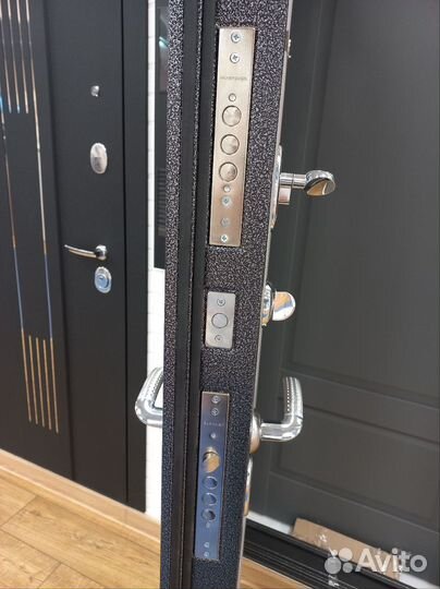 Входная дверь L-3b