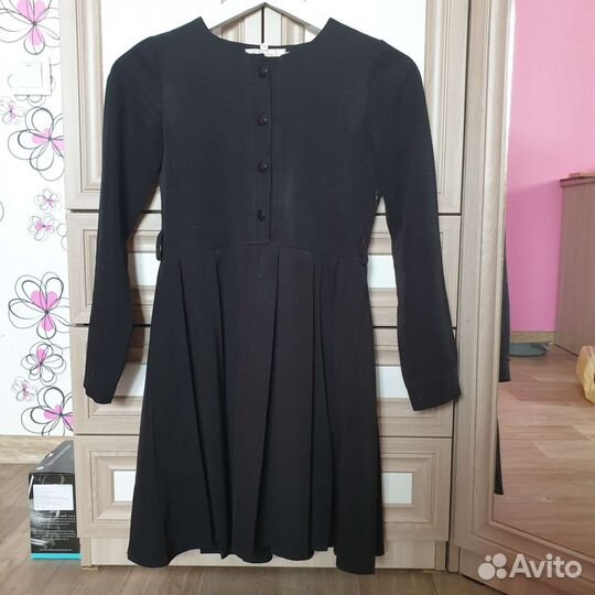 Школьные формы,фартуки