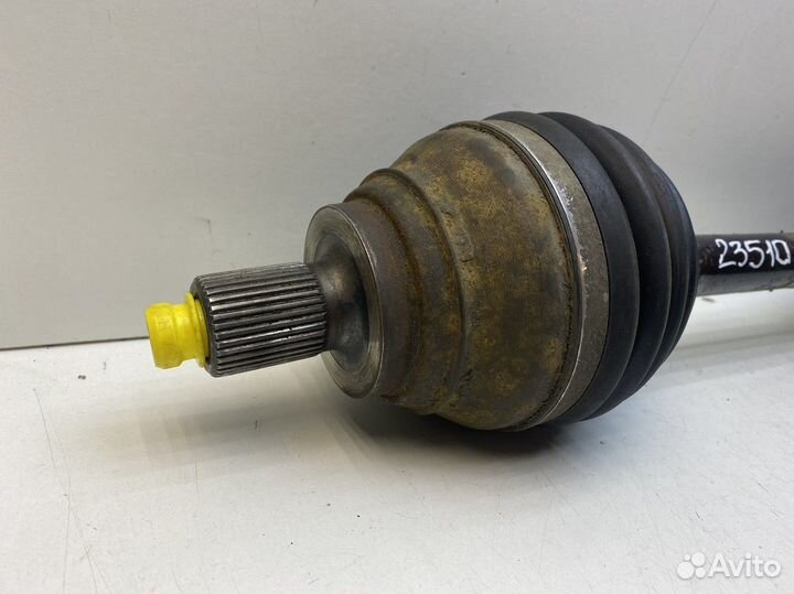 Полуось передняя левая Skoda Octavia (A7) 2013-202