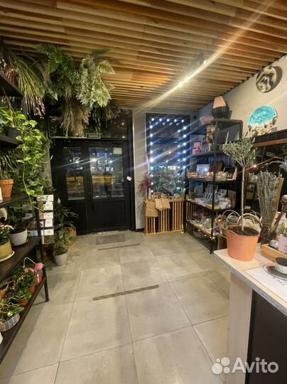 Продам готовый бизнес магазин цветы