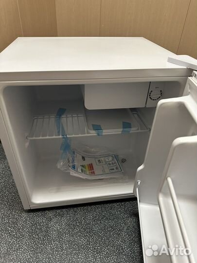 Холодильник kraft 50x50x50 новый