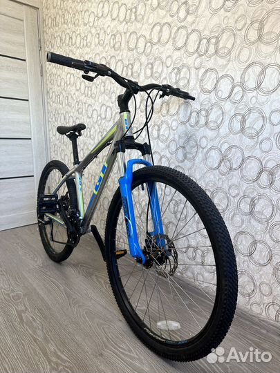 Велосипед GT Aggressor 1.0