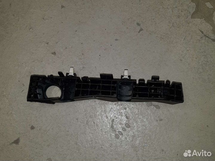 Кронштейн переднего бампера левый Kia Optima 4