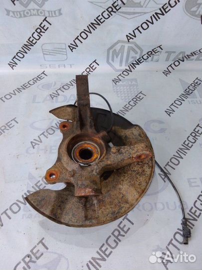 Кулак поворотный передний правый Geely Emgrand EC7