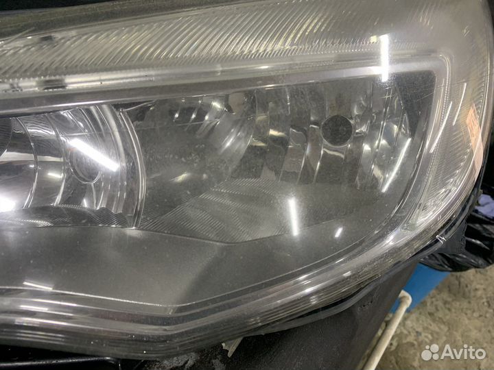 Фара левая Opel Astra J