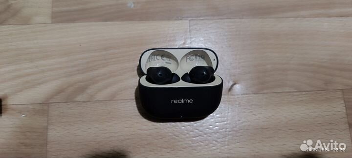 Realme Buds T300