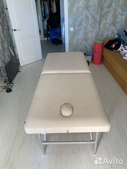 Массажный стол складной с вырезом