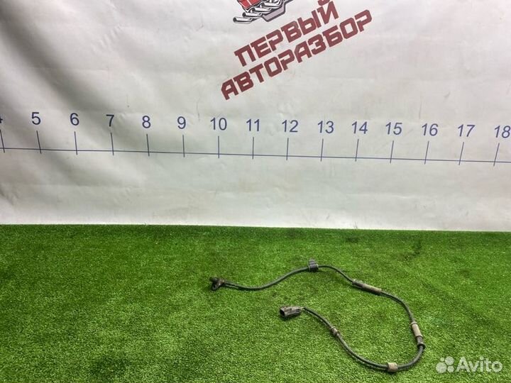 Датчик ABS передний Chevrolet Trailblazer Gmt360