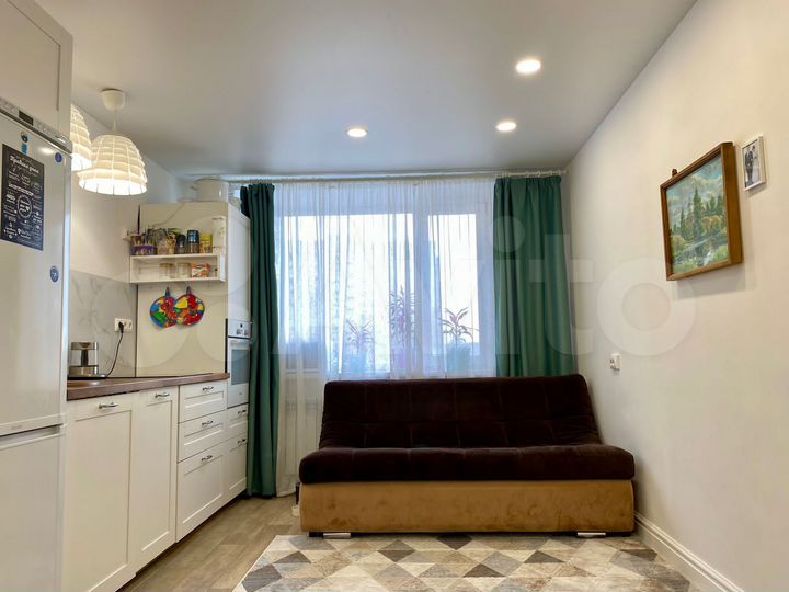 2-к. квартира, 45 м², 1/9 эт.