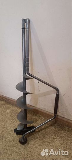 Ледобур титановый