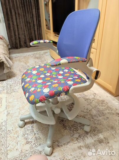 Компьютерное кресло для детей Б/У