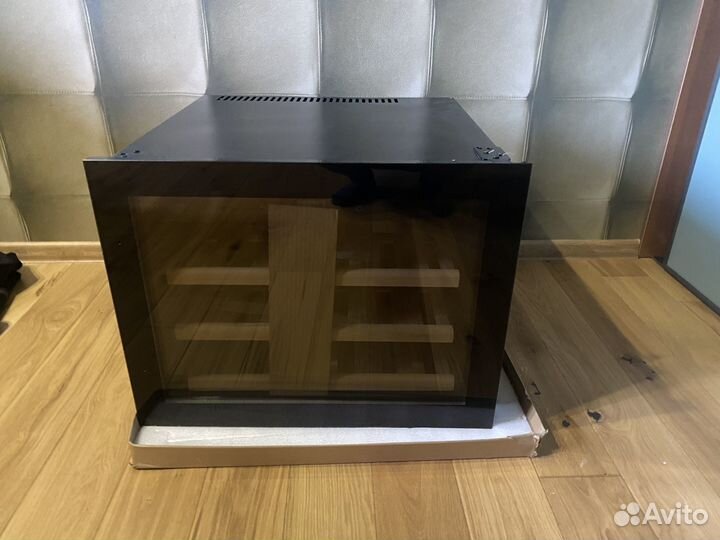 Винный шкаф caso wintSafe 18 EB Black