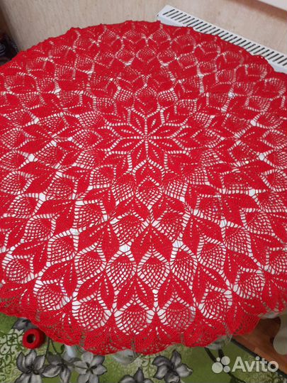 Скатерть на овальный или круглый стол