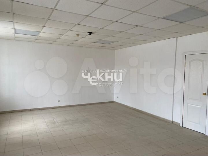 Сдам торговое помещение, 50 м²