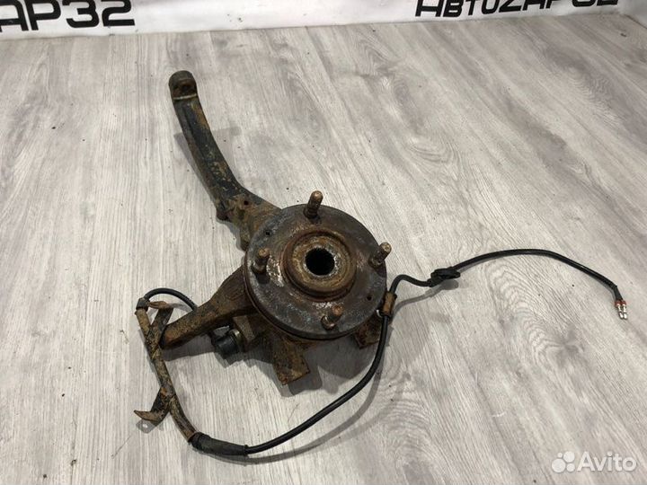 Кулак поворотный передний правый Hyundai Sonata 5