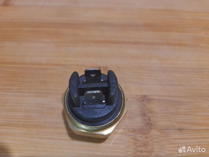 Датчик включения вентилятора Ваз, Daewoo, Saab