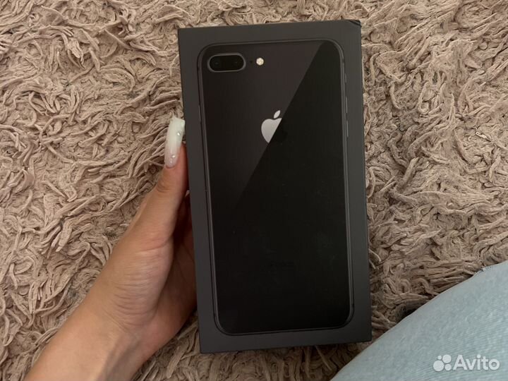 Коробка от iPhone 8 plus