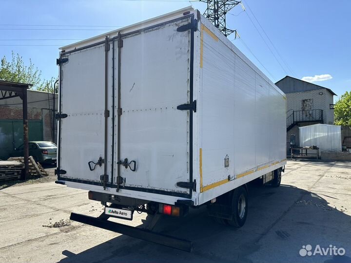 Mitsubishi Fuso Canter, 2015