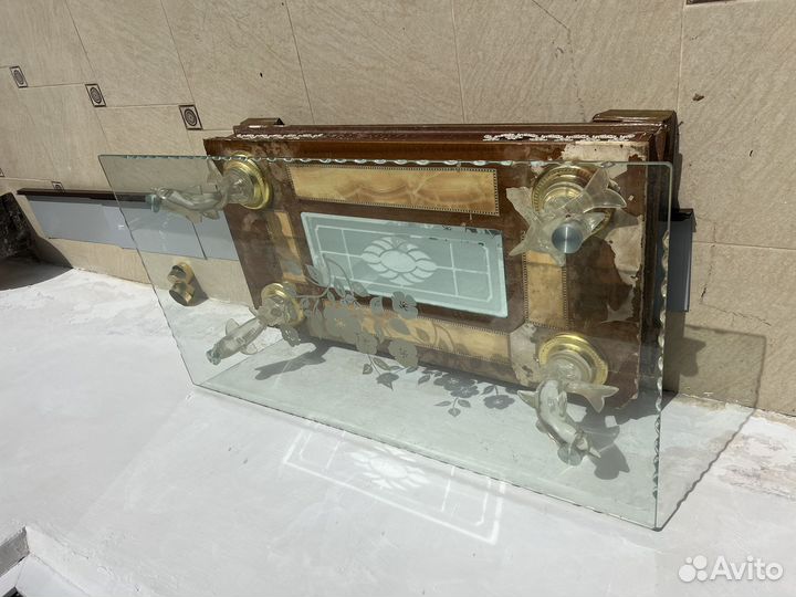 Журнальный столик со стеклом бу