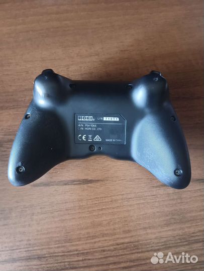 Геймпад hori ps4
