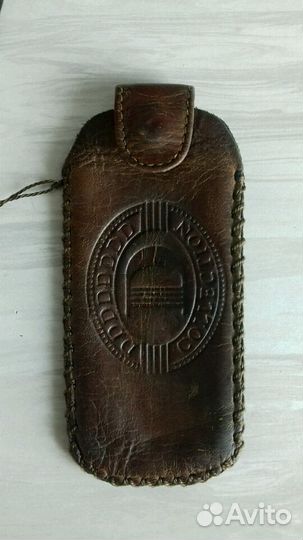 Чехлы под телефон