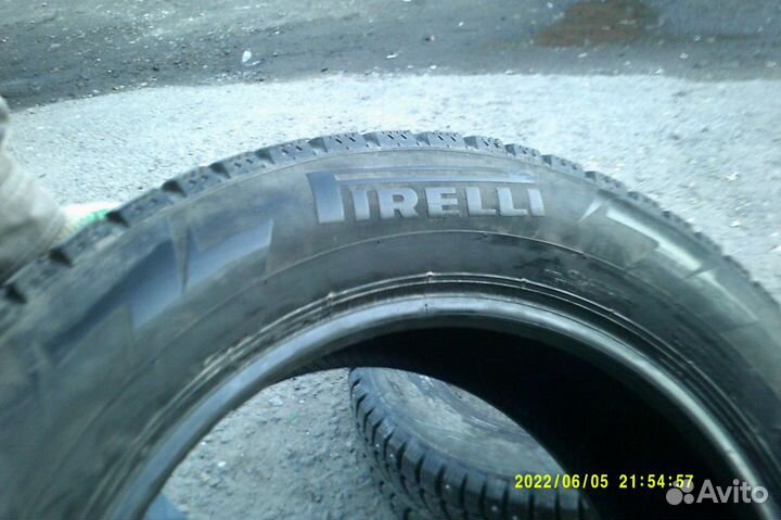 Pirelli Ice Zero 235/60 R18