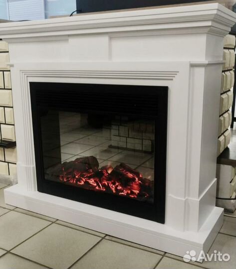 Электрокамин Coventry белый с очагом Moonblaze