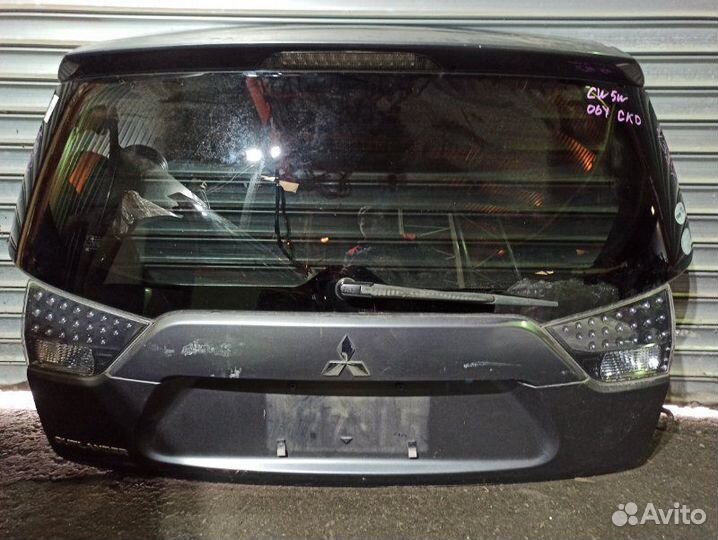 Крышка багажника Mitsubishi Outlander XL