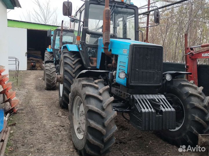 Трактор МТЗ (Беларус) 1221.2, 2004