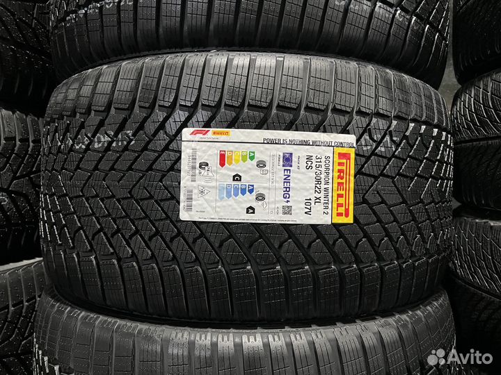 Pirelli Scorpion Winter 2 315/30 R22 и 295/35 R21 109V