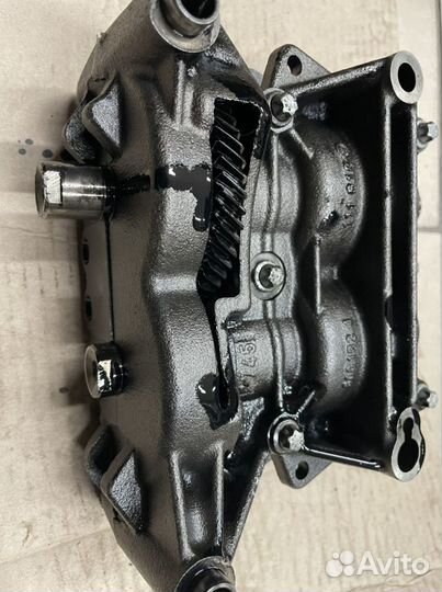 Балансировочный вал двигателя 646 Mercedes