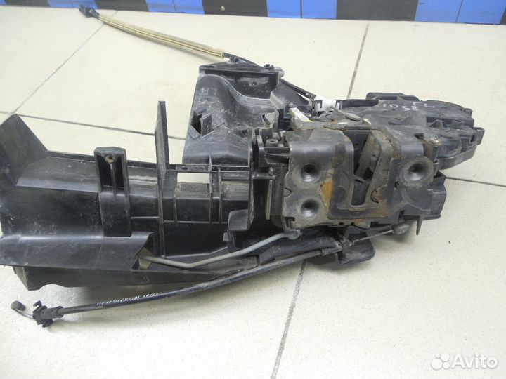 Б/У Б/У Замок двери передней левой 10 контактов