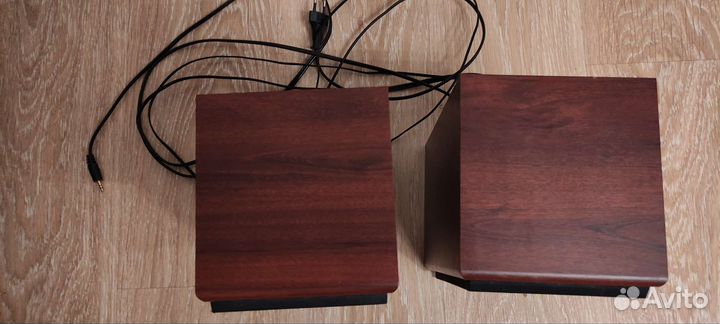 Колонки (акустика) Sven sps-702