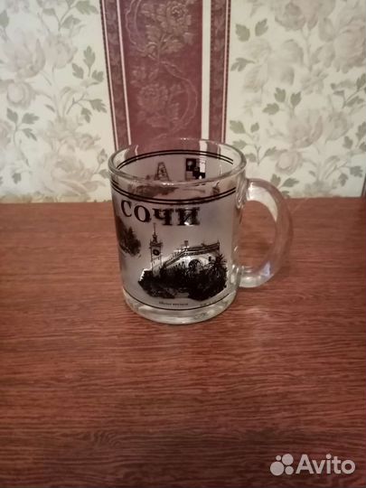 Тарелочка хрусталь новое 16 см и кружка Сочи