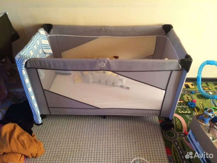 Детская кровать-манеж