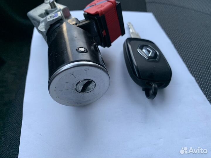 Замок зажигания Renault