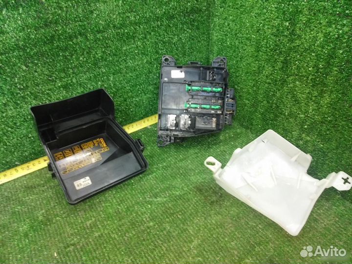 Блок предохранителей реле Mazda Capella GF8P fpde