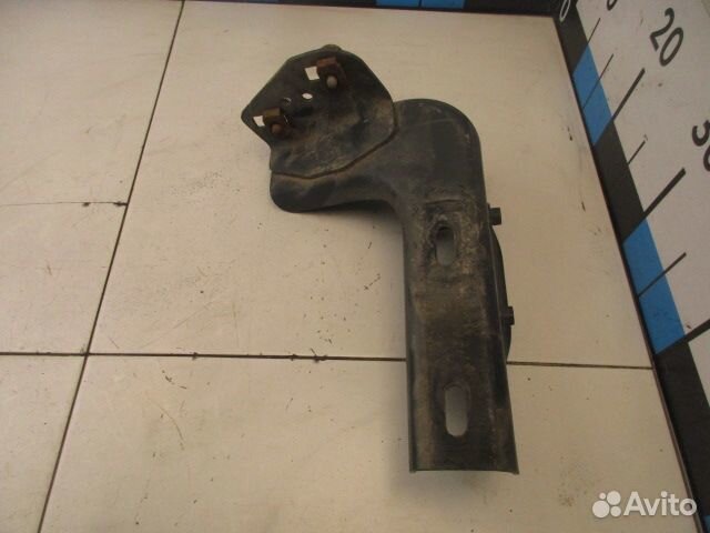 Кронштейн подножки Mercedes Benz Actros MP4