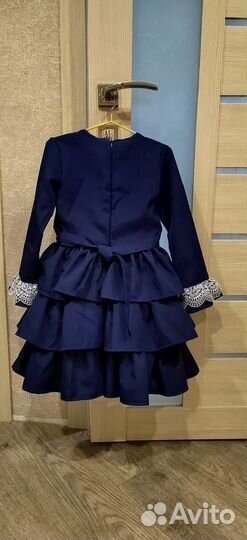 Продаю одежду для девочки