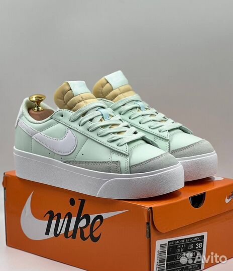 Кроссовки женские Nike Blazer Low Platform Barely