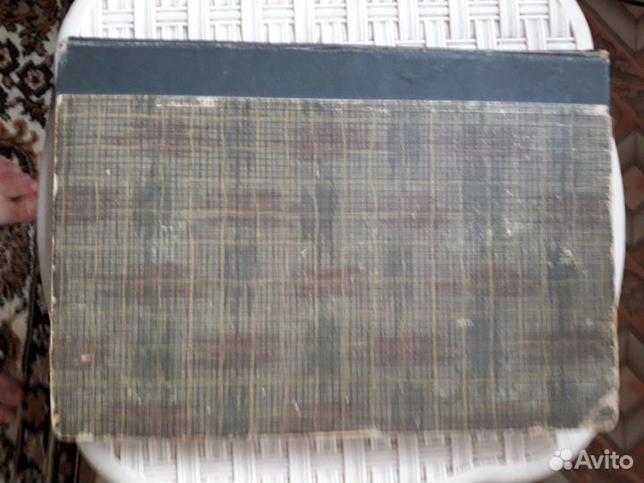 Продам книгу