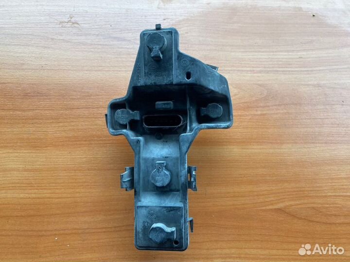 Плата фонаря задняя левая Vw Touran BSX 2008