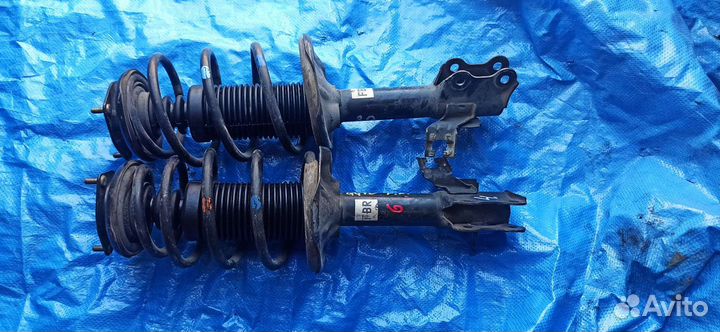 Амортизаторы передние Nissan Almera classic