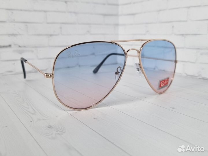 Солнцезащитные очки Ray-Ban