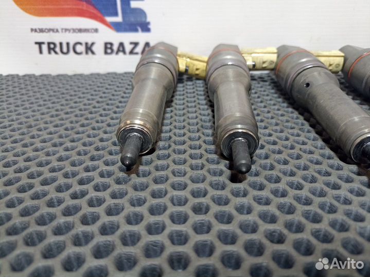 1972591 Комплект форсунок топливных Daf XF106