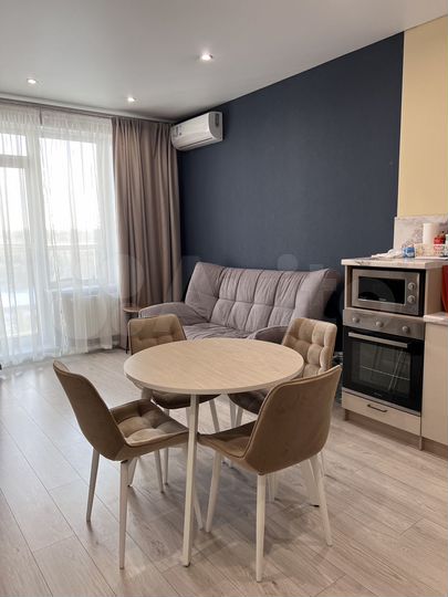 2-к. квартира, 45 м², 13/25 эт.