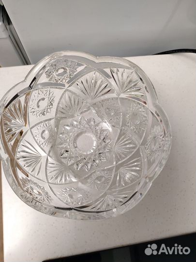 Хрустальная ваза