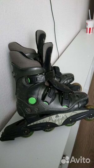 Роликовые коньки