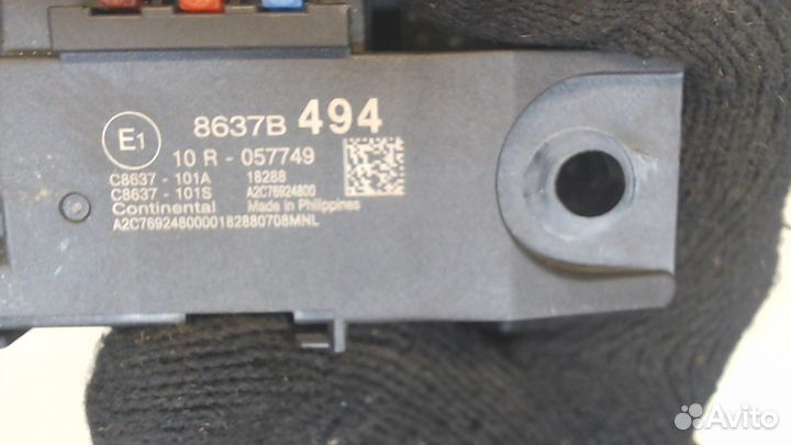 Блок предохранителей Mitsubishi Eclipse Cross, 201