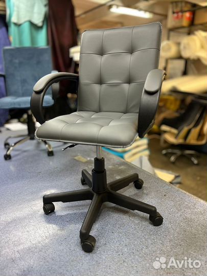 Компьютерное кресло